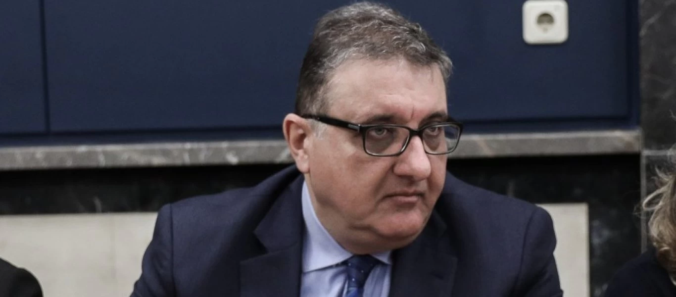 Τα «γυρίζουν» οι ειδικοί - Α.Εξαδάκτυλος: «Δεν μιλάμε για μαζικό εμβολιασμό παιδιών - Κινδυνεύουν ελάχιστα»